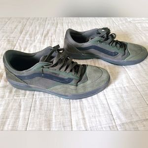 Vans Ave Men’s Shoe in Fatigue/Black Size 10.5